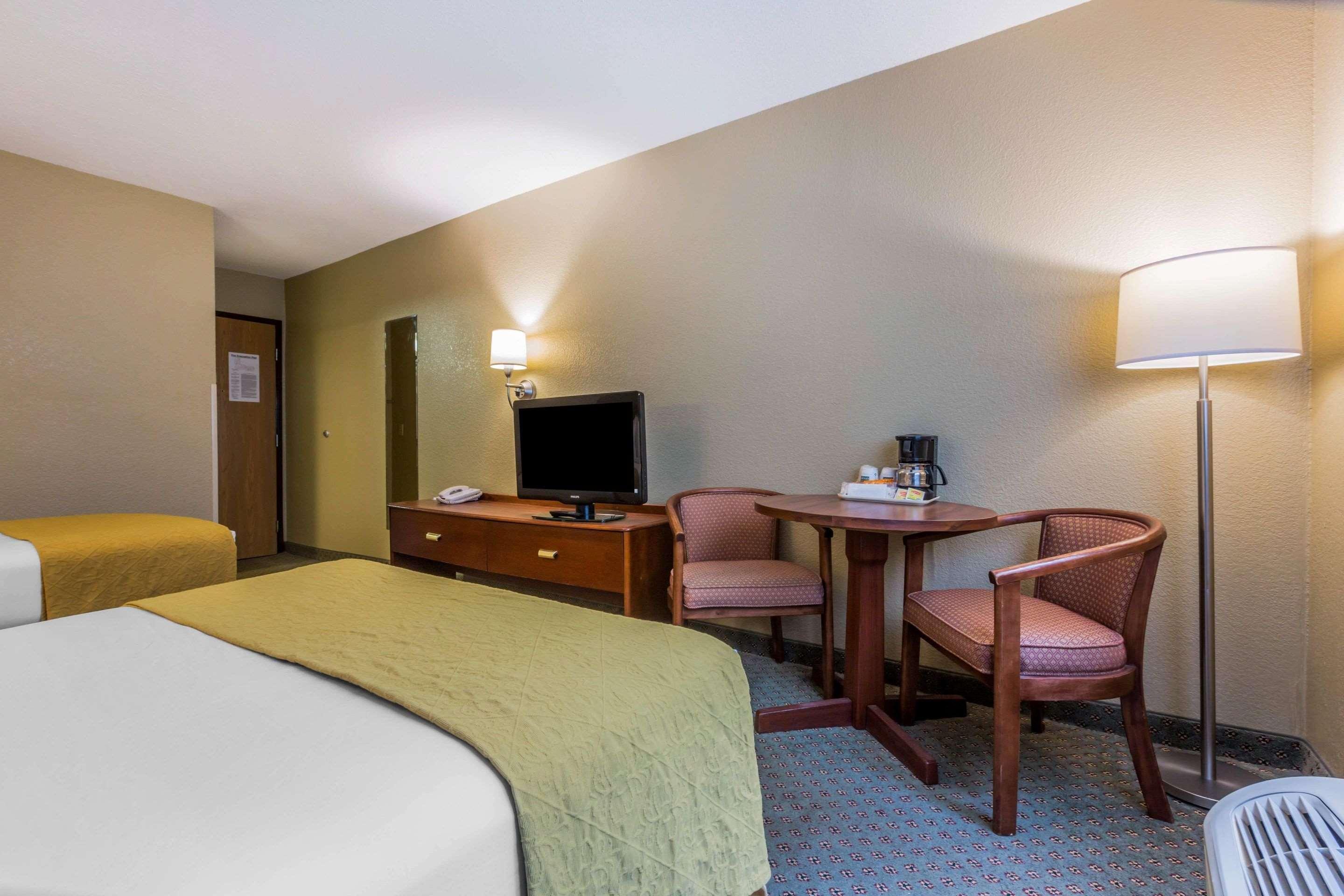 Quality Inn Hyde Park - Poughkeepsie North Εξωτερικό φωτογραφία