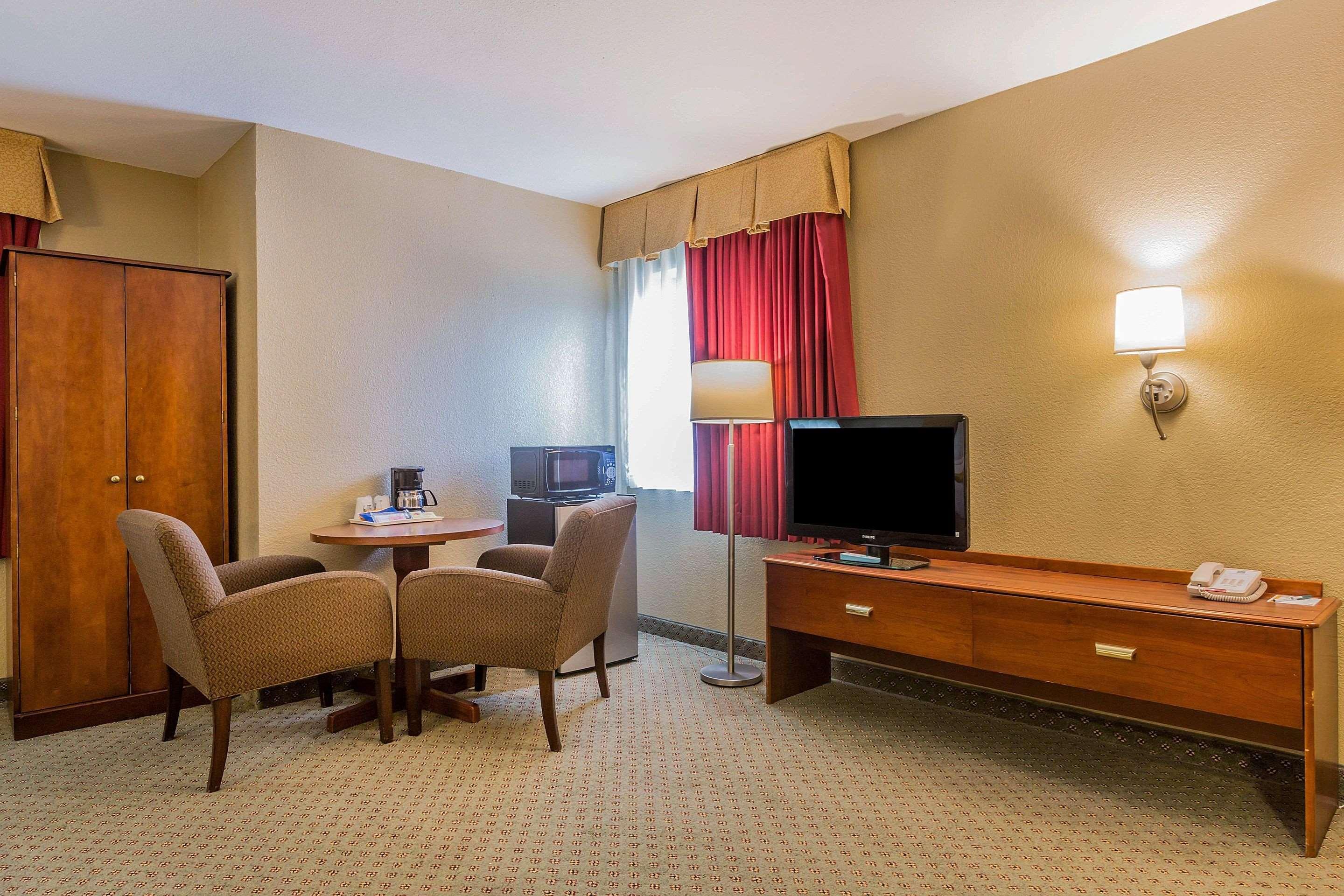 Quality Inn Hyde Park - Poughkeepsie North Εξωτερικό φωτογραφία
